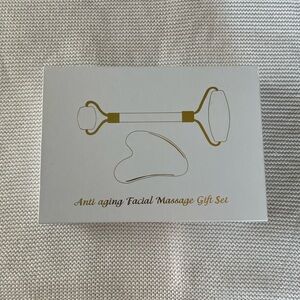 Rose Quartz Roller and Gua Sha Anti-Aging Facial Massage Gift Set